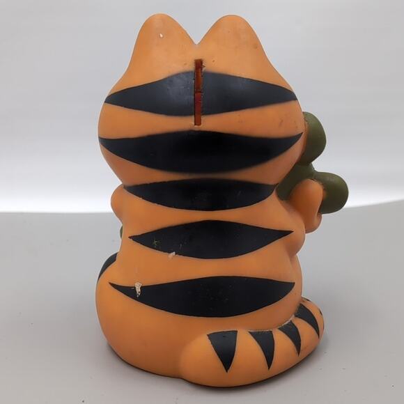 Vintage Garfield Piggy Bank 1981 80s Kats Meow 7” Retro Collectors Holding Pooky - Picture 2 of 3
